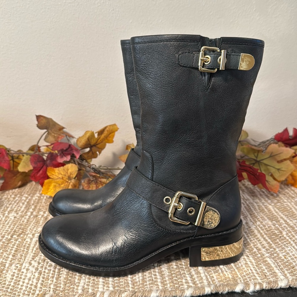 ⭐️VINCE CAMUTO BOOTS⭐️